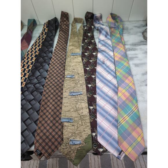 Bulk Neck Tie Lot #13, 10 Men's Ties Bundle, Assorted Patterns, Wholesale Pack - Picture 3 of 7